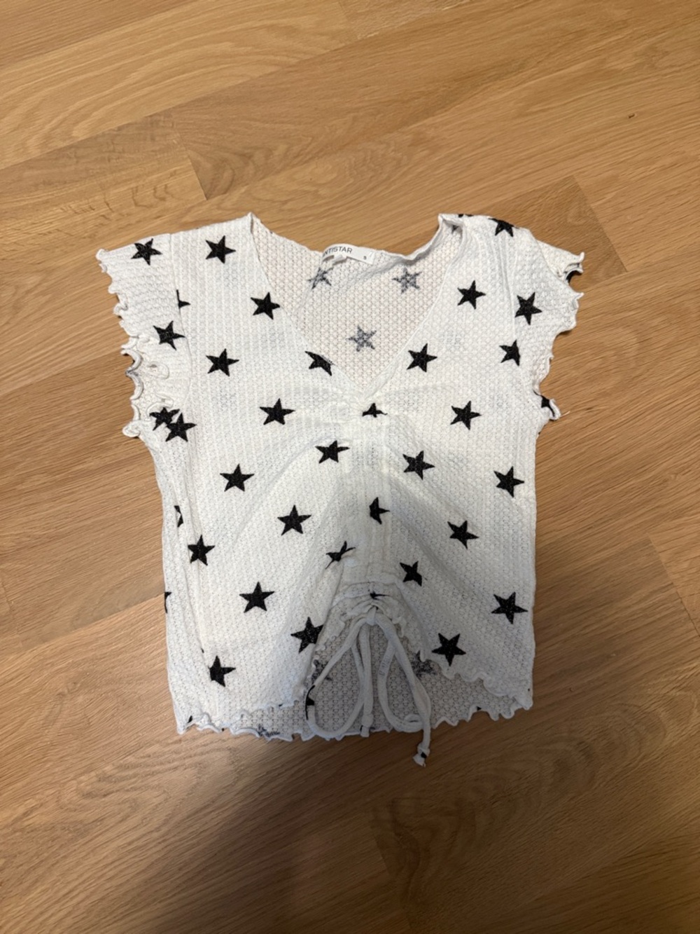 Women White Star Print V-Neck Knit Crop Top Antistar